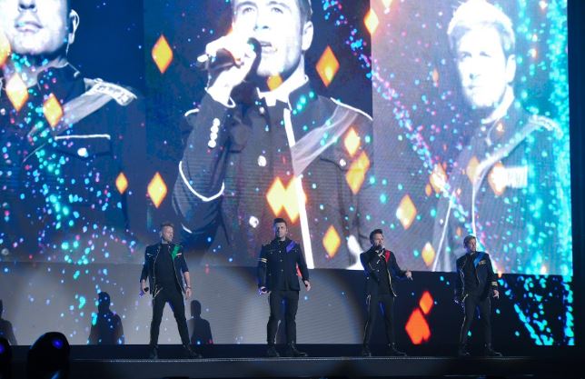 Konsert Westlife Gamit Nostalgia, Tinggalkan Memori Terindah Buat Ribuan Penonton 1 w1