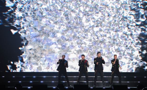 Konsert Westlife Gamit Nostalgia, Tinggalkan Memori Terindah Buat Ribuan Penonton 4 w17