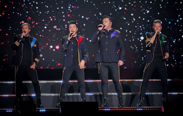 Konsert Westlife Gamit Nostalgia, Tinggalkan Memori Terindah Buat Ribuan Penonton 11 w18
