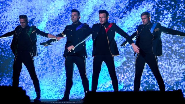 Konsert Westlife Gamit Nostalgia, Tinggalkan Memori Terindah Buat Ribuan Penonton 3 w7