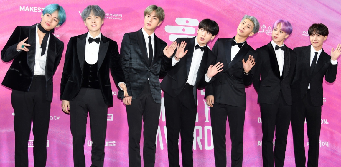 Army Kagum Jungkook Lompat 4 Anak Tangga, Tapi Respon Netizen Yang Sebaliknya 1 23 1