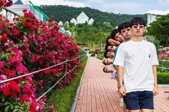 Asyik Pose Tunjuk Peace je, Ini Sekumpulan Anak Muda Di Korea Berikan Idea Best Untuk Posing Dengan Kawan2 10 52