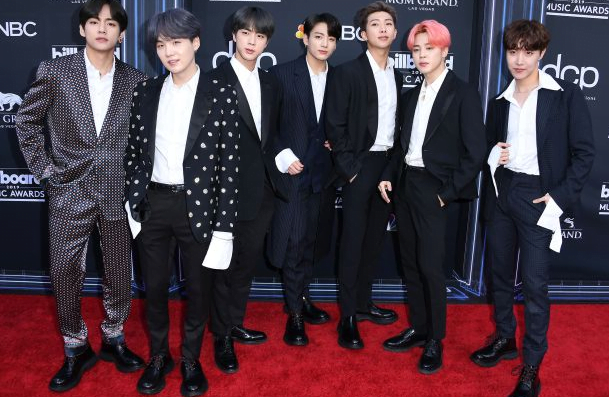 3 Rahsia Kulit Tanpa Cela BTS V dan J-Hope, Rugi Tak Cuba! 2 q 3