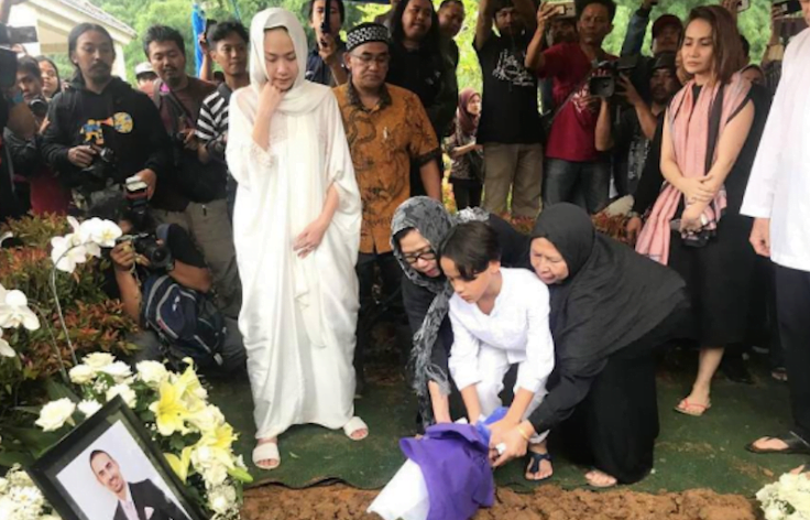 Bunga kejutkan untuk makan Mee Segera, Ashraf tidak berganjak 1 aa
