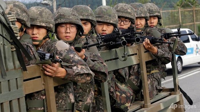 Apa Rasanya Masuk Khidmat Tentera Mandatori Korea Selatan? 1 161112 ray column