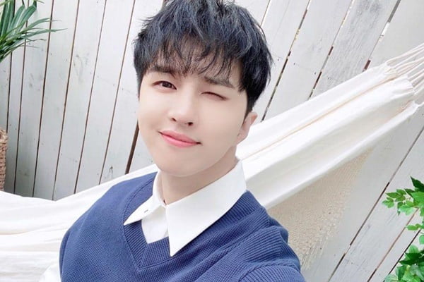 7 Kerja Sambilan Artis K-Pop Sebelum Debut 7 7