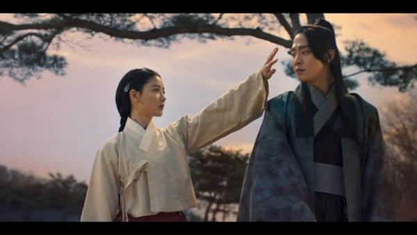7 K-Drama Terbaru Beratur Nak Keluar Bulan Ogos 2021 4 red sky k drama 7 1611885756