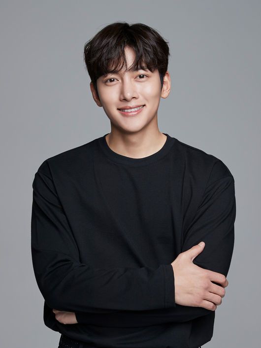 9 Pelakon Lelaki Terkaya Di Korea Selatan 9 Ji Chang Wook 1987 p01