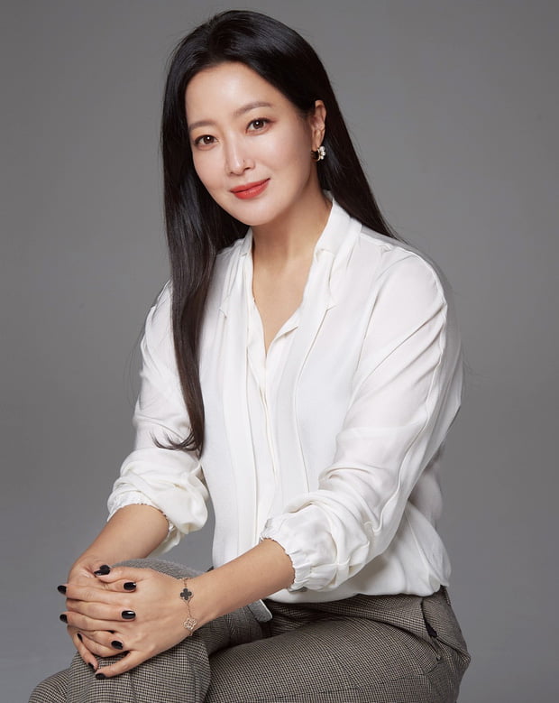 Aktres Ini Pernah Tolak Watak Yang Melonjak Populariti Song Hye Kyo Dalam ‘Autumn In My Heart’ 6 Kim Hee Sun 3011215