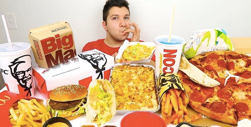 Realiti Mukbang Yang Tak Ramai Tahu 3 the whitewashing of mukbang nikocado avocado america binge eating CR