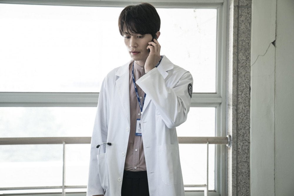 5 Doktor Kacak Di Dalam K- Drama Perubatan Dengan Jalan Cerita Yang Menarik 5 4