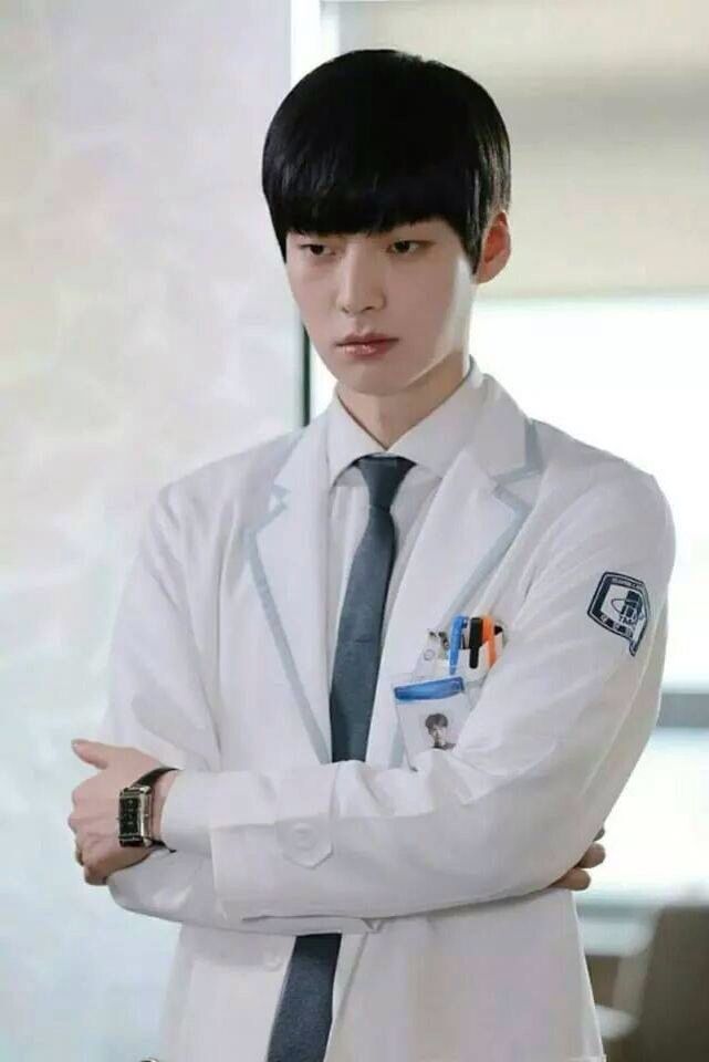 5 Doktor Kacak Di Dalam K- Drama Perubatan Dengan Jalan Cerita Yang Menarik 3 67c512cce79b9925030dd3d2242fa709