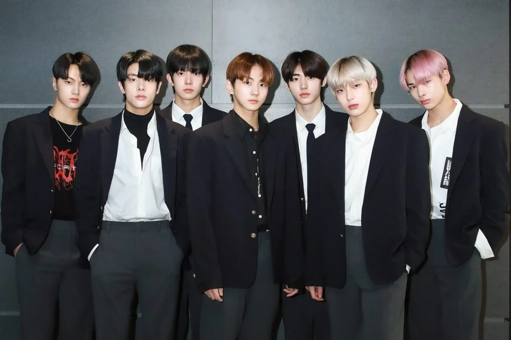 Seorang TikToker Telah Mencipta Fenomena Luar Biasa 'Polaroid Love', ENYPHEN, Kep1er, NCT Dan Ramai Lagi Turut Mengikuti 'Trend' Ini 1 Copy of EN 01 1