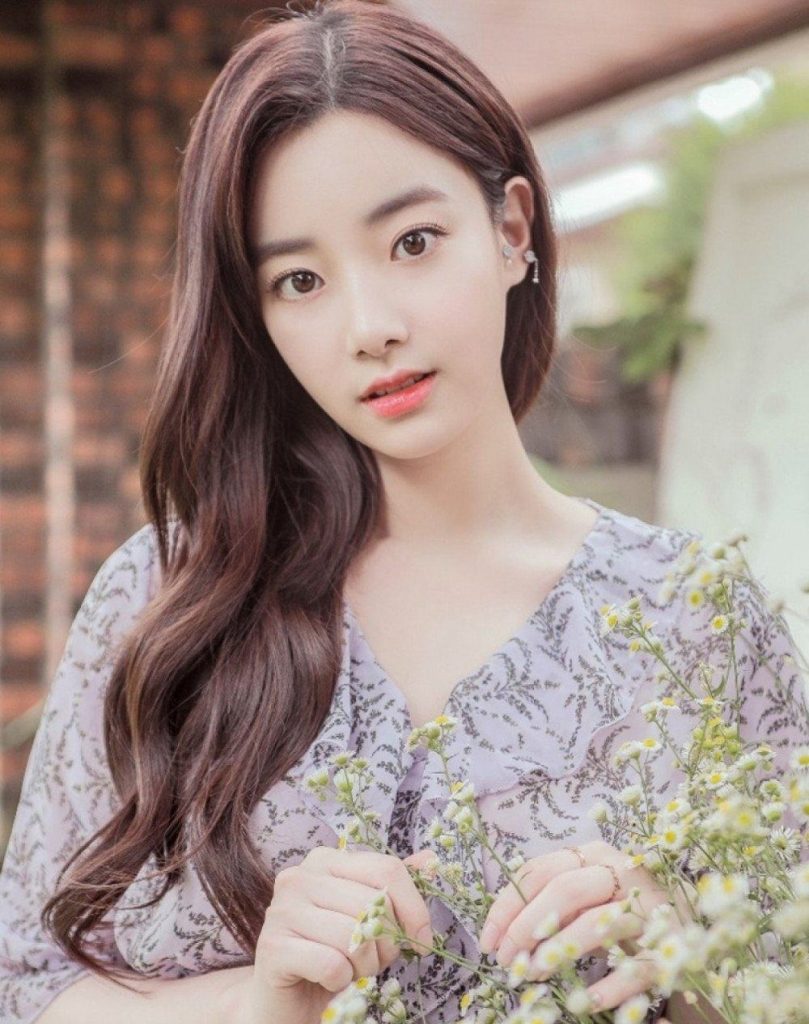 Peminat Mahukan Penjelasan Dan Permohonan Maaf Secara Rasmi Daripada Lee Hyunjoo Kepada APRIL 4 abc9c43e 97ca 4841 a097 c5a99c393e0b 44bd599f