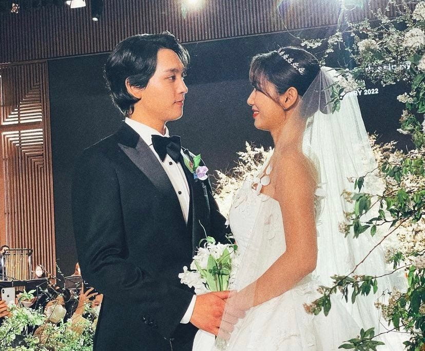 Seorang Lagi ‘Bekas Kekasih’ Park Shin Hye Tampil Dengan "Kenyataan Rasmi" Mengenai Perkahwinan Aktres Itu 1 park shinhye choi taejoon wedding