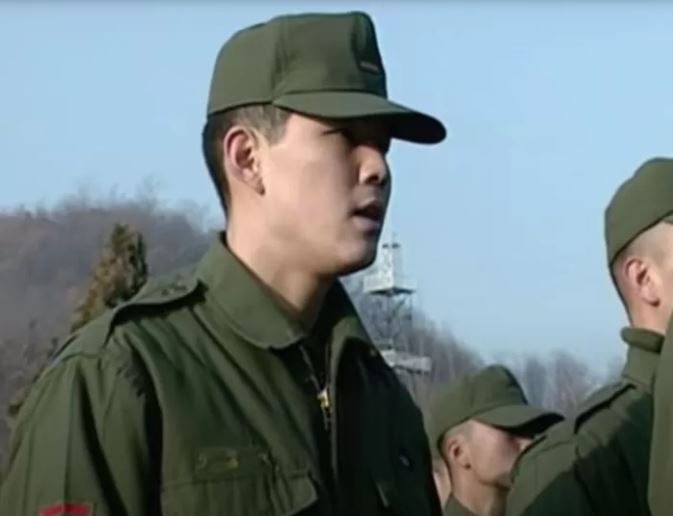 Lee Jung Jae & Yoo Jae Suk Mengimbas Memori Masuk Khidmat Tentera Sama-sama 4 rrrrr