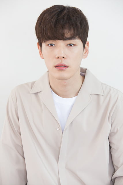 10 Bulan Selepas Kontroversi, Kim Jung Hyun Kini Kembali ‘Panas’ 2 Kim Jung Hyun 1990 p1
