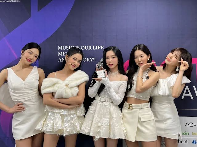 Wartawan Di Red Carpet Mendapat Kecaman Hebat Kerana Memaksa Red Velvet Membuka Mask Muka 1 unnamed 1