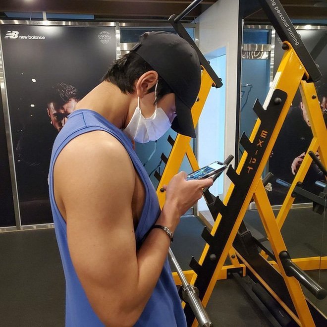 kim min kyu 26032022 4