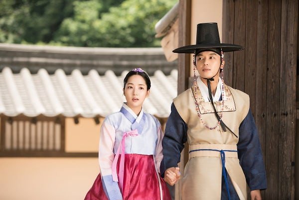 Rasa Nak Menangis Tapi Tak Tahu K-Drama Apa Yang Best Disaat Sendu, 5 K-Drama Ini Mampu Membuatkan Anda Menangis Teresak-Esak 4 queen for seven days