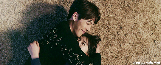 Rasa Nak Menangis Tapi Tak Tahu K-Drama Apa Yang Best Disaat Sendu, 5 K-Drama Ini Mampu Membuatkan Anda Menangis Teresak-Esak 3 uncontrollably fond