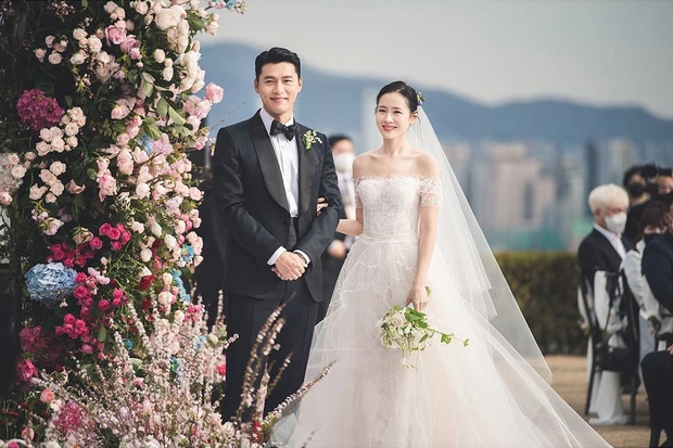 "Buat-Buat Je Lah Tak Kenal", Ramai Peminat Kesal Dengan 'Stalker' Hyun Bin Dan Son Ye Jin Di Los Angeles 1 hyun bin son ye jin 11042022 1 wedding phtotos