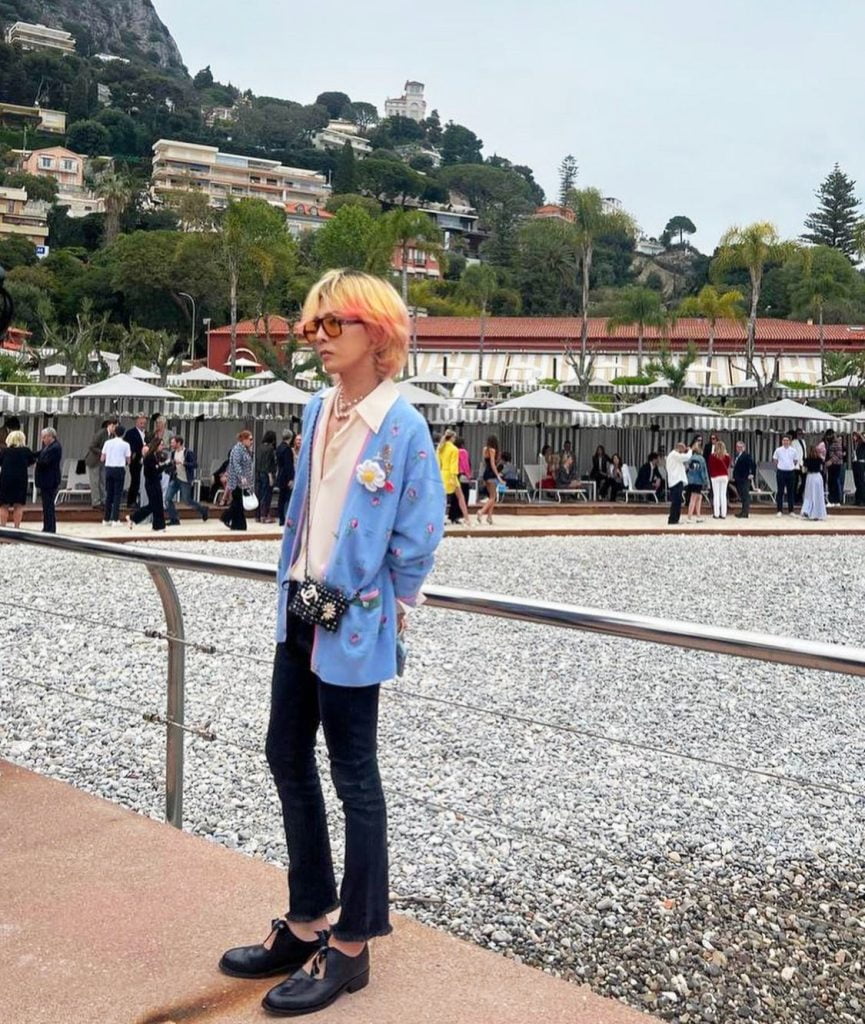 G-Dragon Yang Dulu Bukanlah Yang Sekarang, Netizen Komen Penampilan Terbaru GD Di Chanel Cuise Show 1 04efba7f 5036 4088 b9ee 427f442266ec