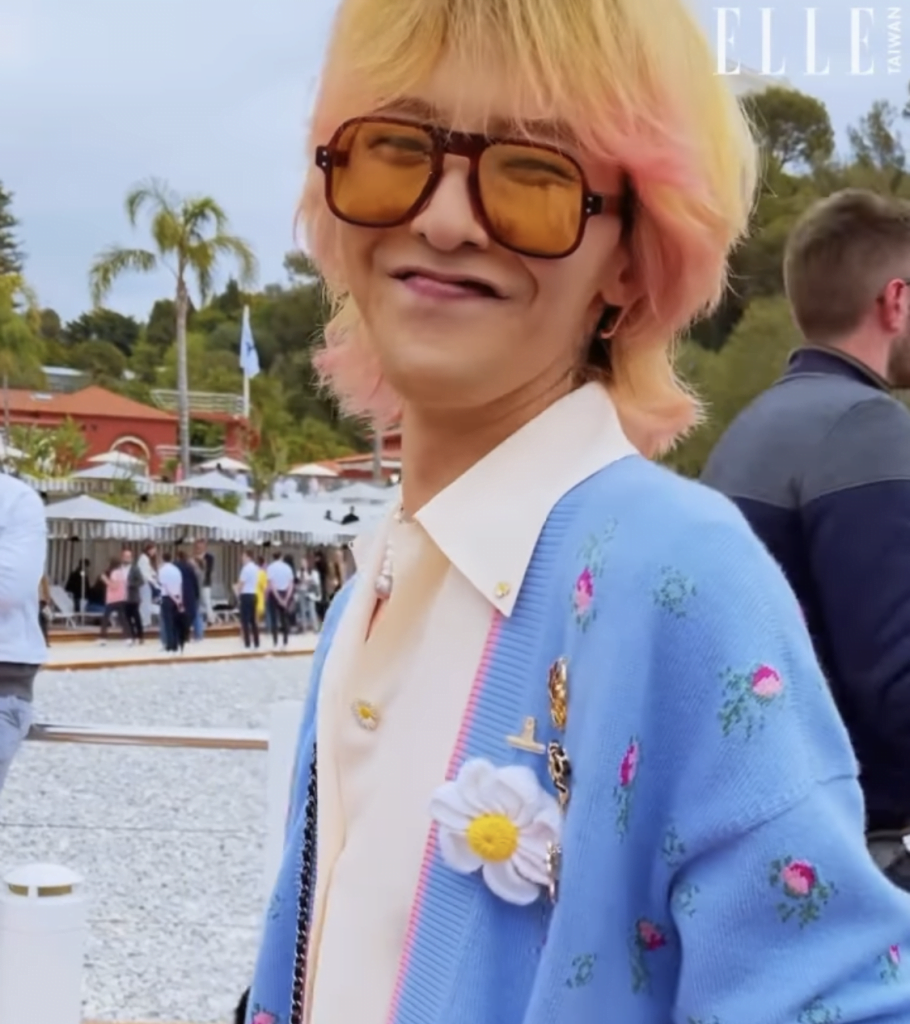 G-Dragon Yang Dulu Bukanlah Yang Sekarang, Netizen Komen Penampilan Terbaru GD Di Chanel Cuise Show 2 32e6c625 1ee0 40bc 932e 98e6496fd18b