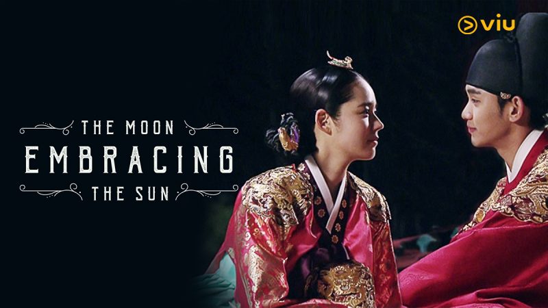 Satu Episod Lakonan Pelakon Terkenal Kim Soo Hyun Mampu Beli Sebuah Rumah, Ini 5 Genre Drama Korea Yang Dibintangi Kim Soo Hyun 2 Slide Banner The moon embracing the sun 800x450 1