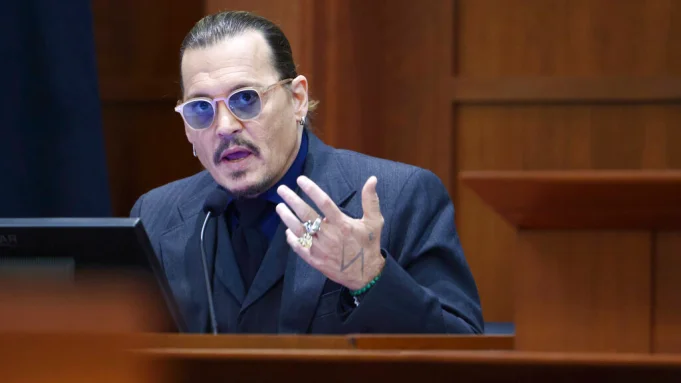 “Amber Heard Sememangnya Sedang Mementaskan Lakonan Terhebatnya”, Perbicaraan Bersambung 16 Mei Ini 2 depp heard trial april 21 3 AP