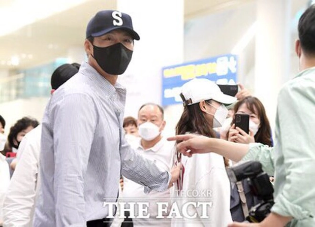 "Son Ye Jin Sorok Baby Bump?", Netizen Syak Son Ye Jin Dan Hyun Bin Kini Sedang Mengandungkan Anak Pertama. 4 hyun bin son ye jin 02052022 2