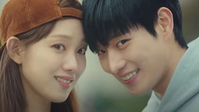 "Dua Episod Pertama Je Dah Bermasalah, Patutlah Rating Rendah", Drama Terbaru Lee Sung Kyung Dan Kim Young Dae Teruk Dikecam 1 shooting stars kim young dae and lee sung kyung 2