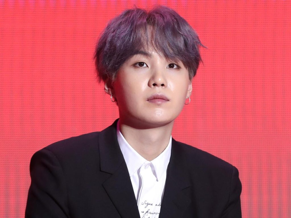 V BTS Dan 3 Artis K-Pop Ini Pernah Ditipu Bulat-Bulat Sebelum Menjadi Terkenal 3 0x0