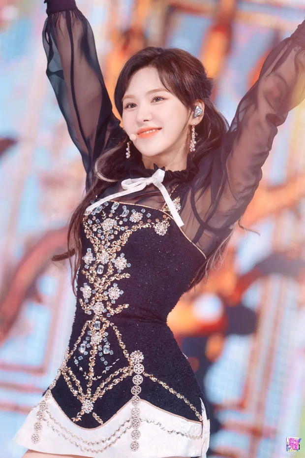 6 Artis Korea Ini Dituduh Membuat Pembedahan Plastik, Tetapi Sebenarnya... 2 red velvet wendy 05052022 7