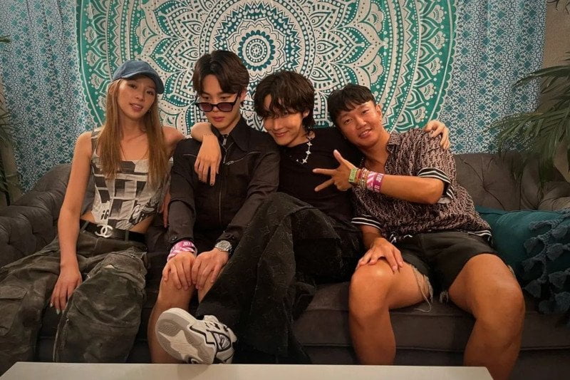 “Mereka Sering Kelihatan Bersama,” Apa Hubungan J-Hope Dengan Model Ini? 1 1659761188 297386593 578728953796255 5046874669647715181 n