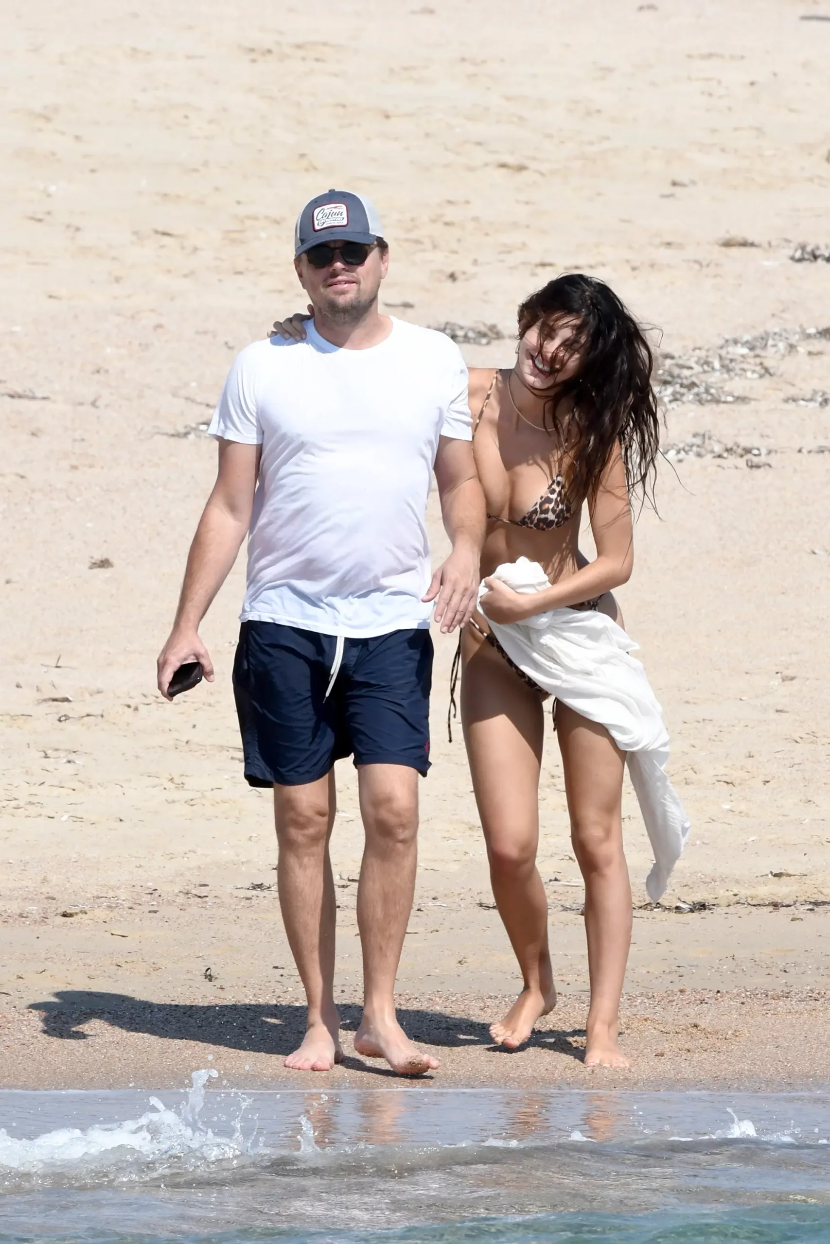 Leonardo Dicaprio & Gigi Hadid Digosipkan Bercinta!!! 2 camila morrone leonardo dicaprio389.jpg 1 scaled