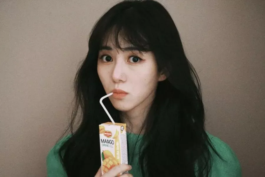Kwon Mina Mendapat Perhatian Netizen Selepas Siarkan Gambar Baharunya Bersama Ahli AOA INI 2 e4b8e376cad54211a8c974c94916a3d3