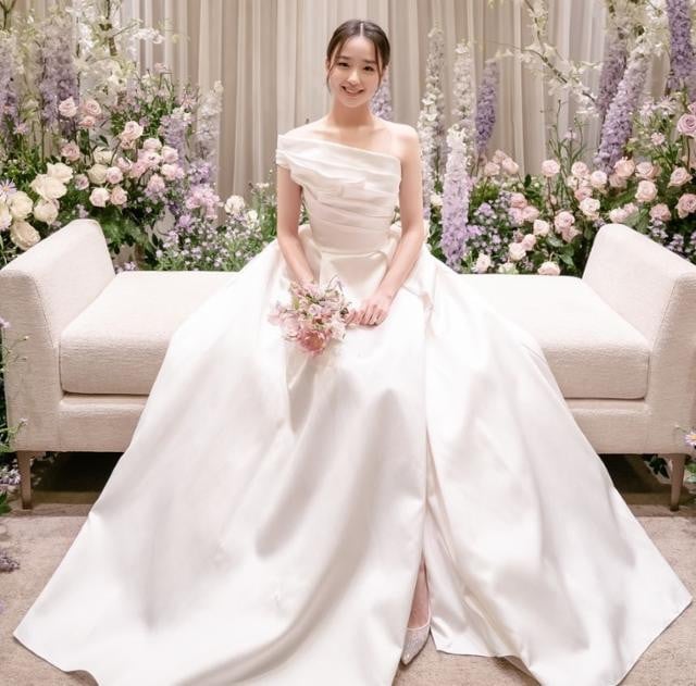 Artis Korea Yang Berkahwin Pada Tahun 2022 14 1666556625 d83f9bb5afdd27d041b924b91e073374