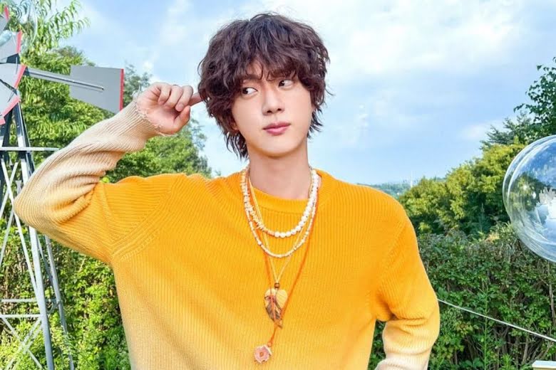 " Cairlah Tengok Dia Pakai Beret"- Gambar Jin BTS Telah Ditularkan Membuat Netizen Tergamam 2 unnamed 2022 12 28T100058.661