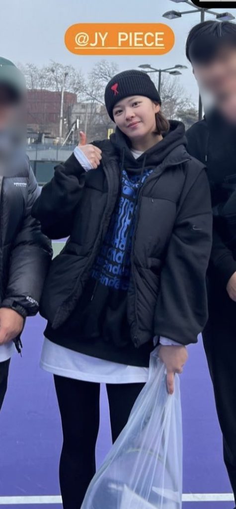 ‘Kelihatan Semakin Kurus,’ Peminat Terkejut Dengan Gambar Terbaru TWICE Jeongyeon 7 twice jeongyeons recent photos following weight loss become hot topic 7