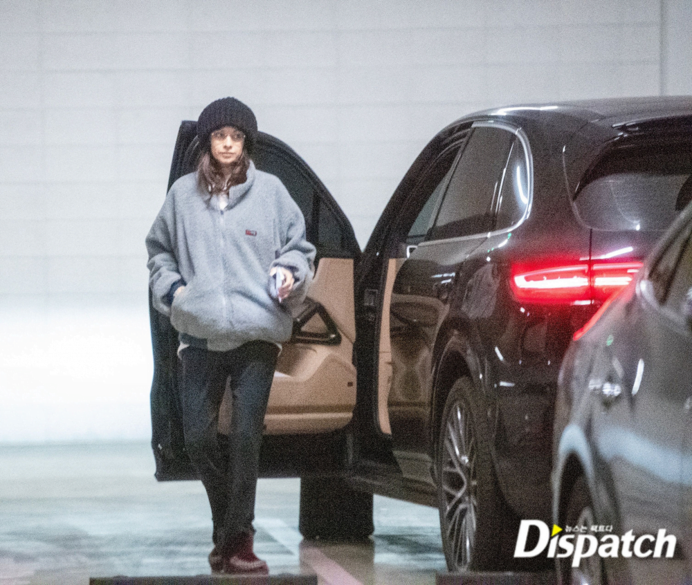 Dispatch Sebar Gambar Katy Louise Saunders Shopping Pakaian Bayi Bersama Ibunya Di Korea 3 1675106744 image