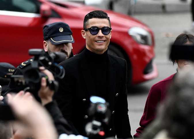 Cristiano Ronaldo Mendapat Pampasan 4 6FC76318 A199 4AFC A124 1E5303A556C9