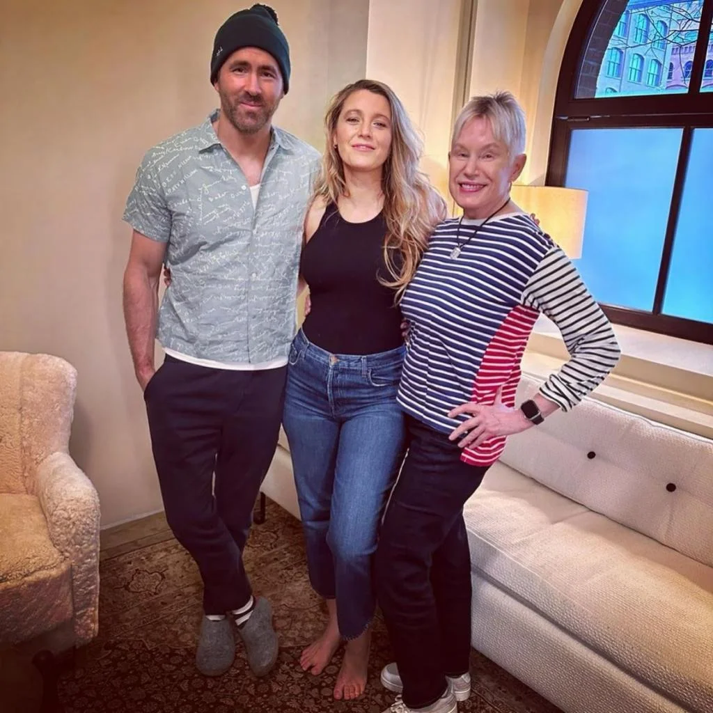 Terkini!!- Ryan Reynolds Dan Blake Lively Sambut Kelahiran Anak Ke-4 3 80CFA805 7A1F 4744 AAB6 E82AAD20692F