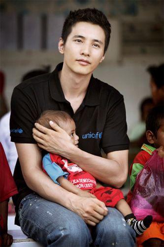 Won Bin 13 Tahun Menyepi 2 D491AC7E FE1E 4296 B462 1F40F6FBF941