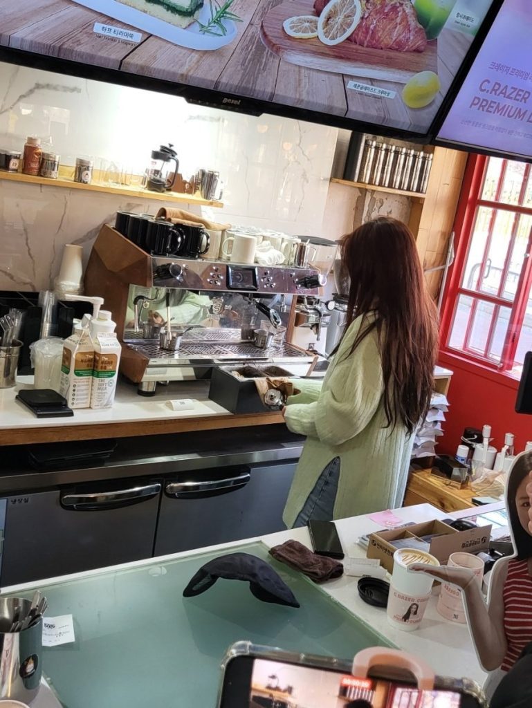 Selepas Brave Girls Dibubarkan, Minyoung Kerja ‘Ini’ Untuk Dapatkan Duit 3 1677907884 16777564031290