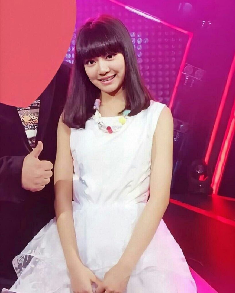 Ningning aespa Dedah Pernah ‘Cacat’ Ketika Dia Masih Kecil 2 24cf3a5135dd32b2c20705bed75e29c3