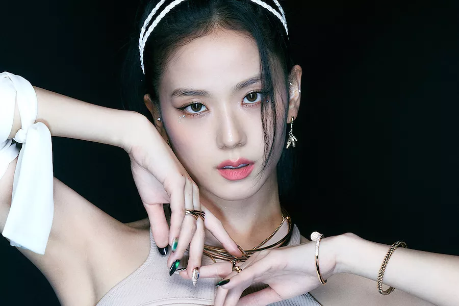 BLACKPINK Jisoo Memberikan Sedikit "Spoiler" Debut Solonya Di Weverse 1 dummy 1