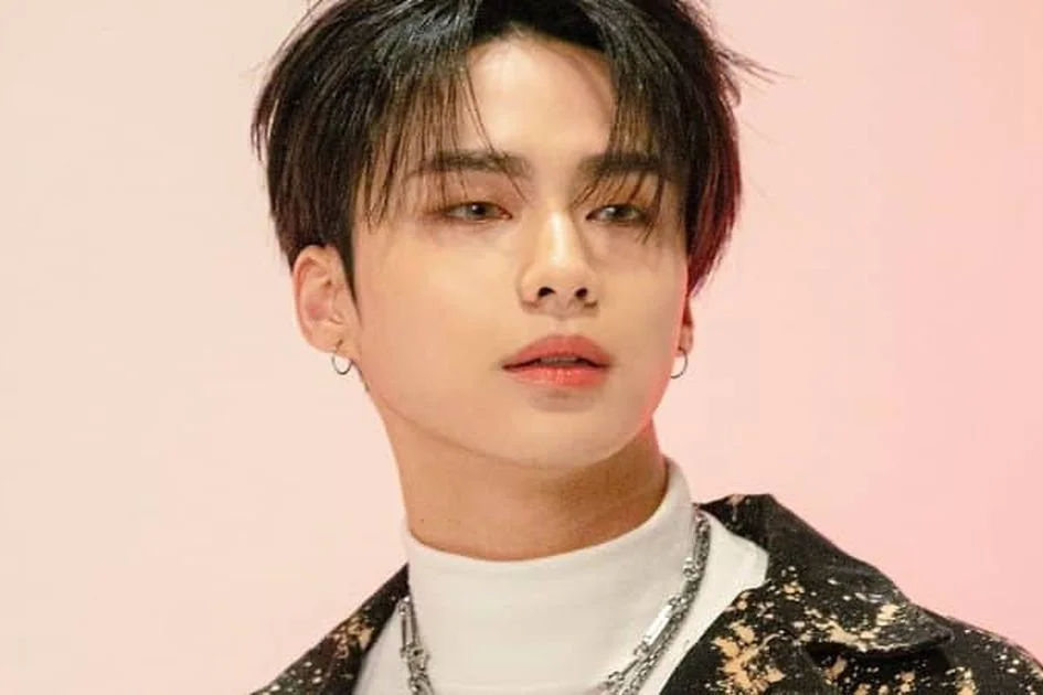 Kyoungyoon DKZ Akhirnya Mengaku Dia Adalah Sebahagian Daripada Kultus JMS Sejak Lahir 3 kyoungyoon dkzjpg 20230313045318
