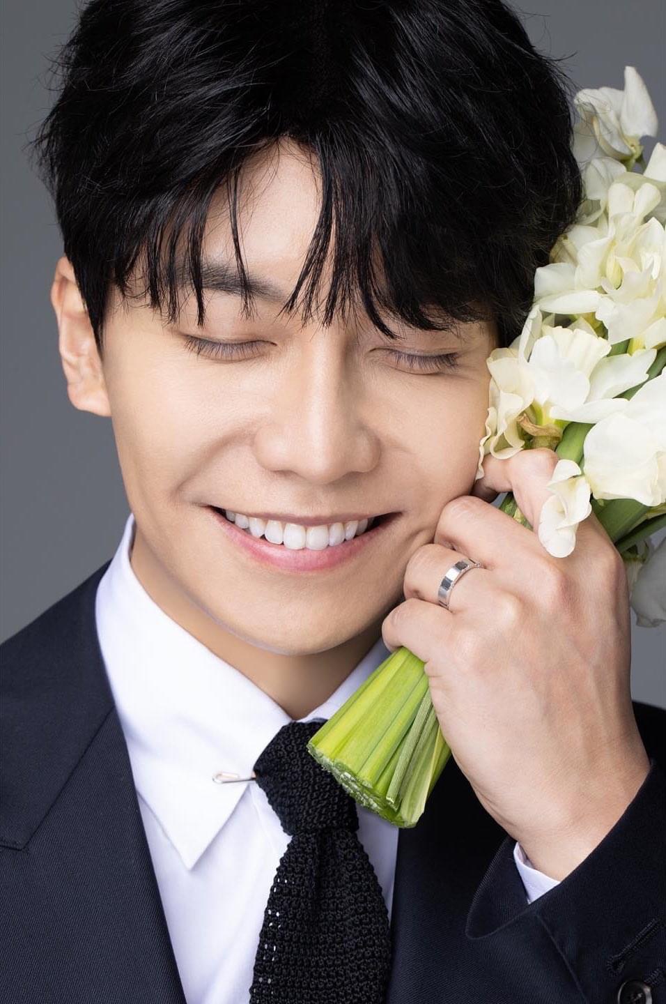 Lee Seung Gi & Lee Da In Kini Sah Bergelar Suami Isteri 8 1188AE7E DC84 4BDF 9223 B746341B43CC