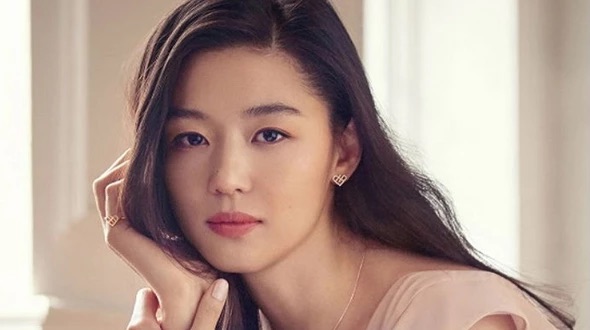 10 Artis Wanita Korea Yang Cantik, Cerdas dan Pintar 1 IMG 2634